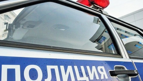 Полицейские г. Солигалича задержали подозреваемого в краже части бетонной дороги